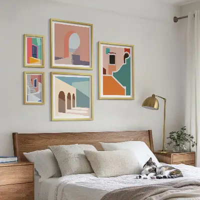 Set van moderne schilderijen met kleurrijke illustraties van gebouwen
