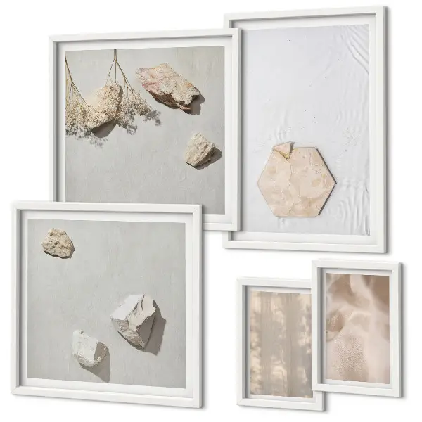 Wanddecoratie compositie met subtiele boho-texturen in natuurlijke stijl