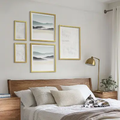 Moderne schilderijen set met abstracte achtergrond en witte stippen