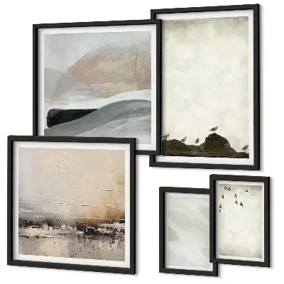 Wanddecoratie compositie met vogels, rotsen en penseelstreken als versiering