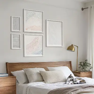 Moderne schilderijenset met heldere structuren en snaarpatronen