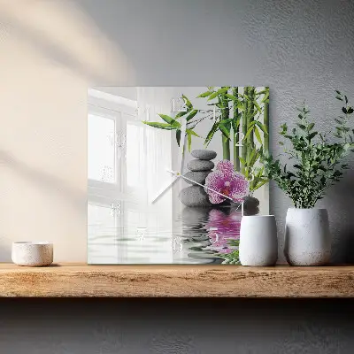 Vierkante glazen klok Bloeiende boom