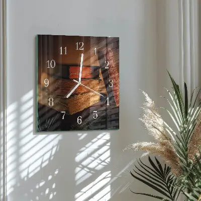 Vierkante glazen wandklok Boek