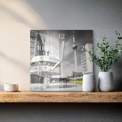 Vierkante glas klok Berlijn
