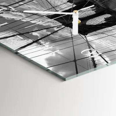 Vierkante glazen klok Brug