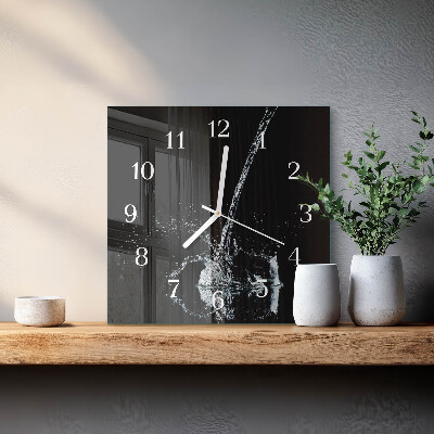 Vierkante glazen klok Water