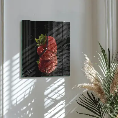 Vierkante glazen wandklok Aardbei