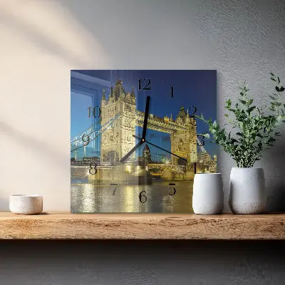 Vierkante glazen klok Londense brug