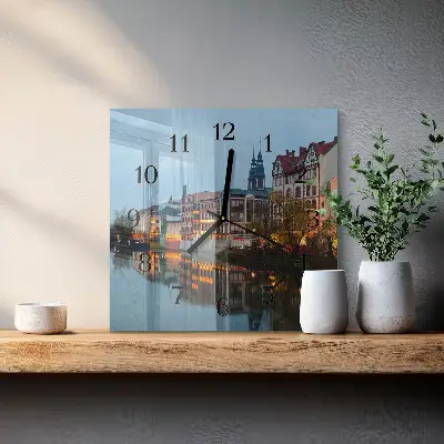 Vierkante glas klok Oude stad