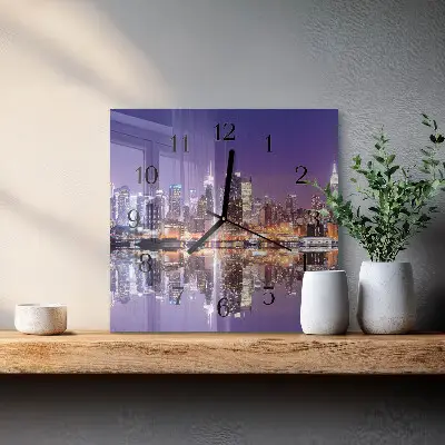 Vierkante glazen klok Stad