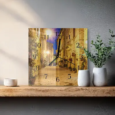 Vierkante glas klok Straat 's nachts