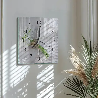 Moderne wandklok glas vierkant Een boeket bloemen
