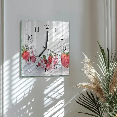Vierkante glazen wandklok Aardbei