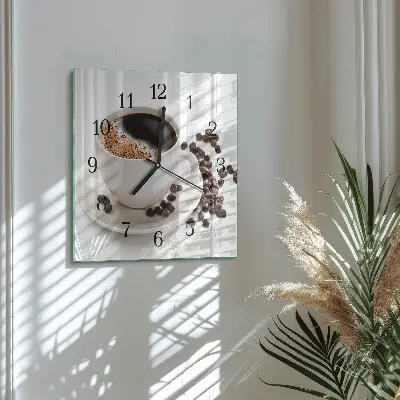 Vierkante glas klok Een kopje koffie