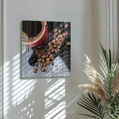 Vierkante glazen klok Een kopje koffie