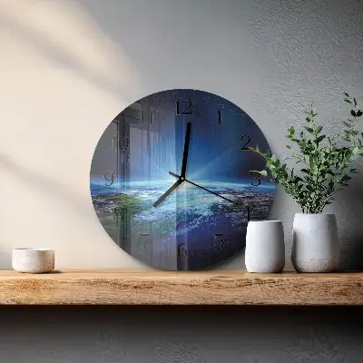 Klok glas met opdruk rond Het universum van de aarde