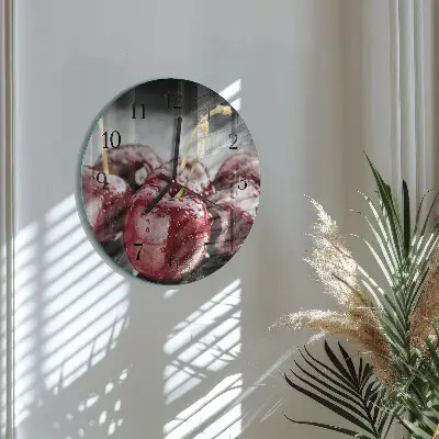 Ronde glazen wandklok Kers