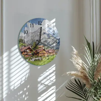 Ronde glazen wandklok Bergen