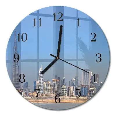Klok glas met opdruk rond Dubai horizon