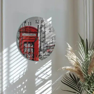 Ronde glas klok Rode telefooncel