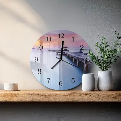 Wandklok glas decoratie rond Houten brug