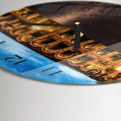 Ronde glazen wandklok Standbeeld