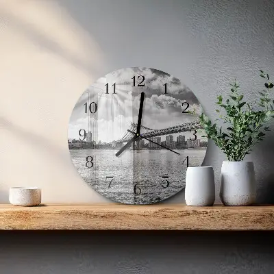 Klok glas met opdruk rond Brug