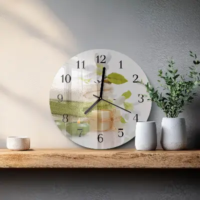 Ronde glazen wandklok Spa zeep
