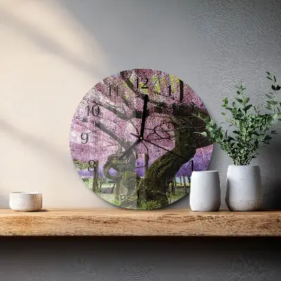 Klok glas met opdruk rond Bomen