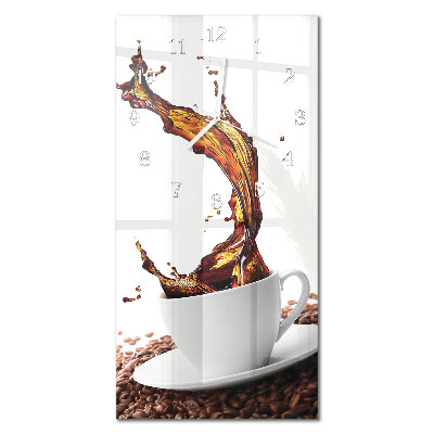 Verticale moderne glazen wandklok Een kopje koffie