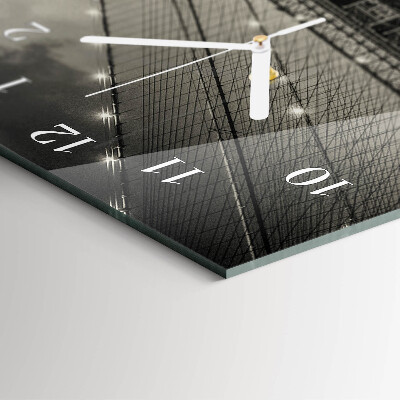 Verticale rechthoekige glazen wandklok Perspectieven