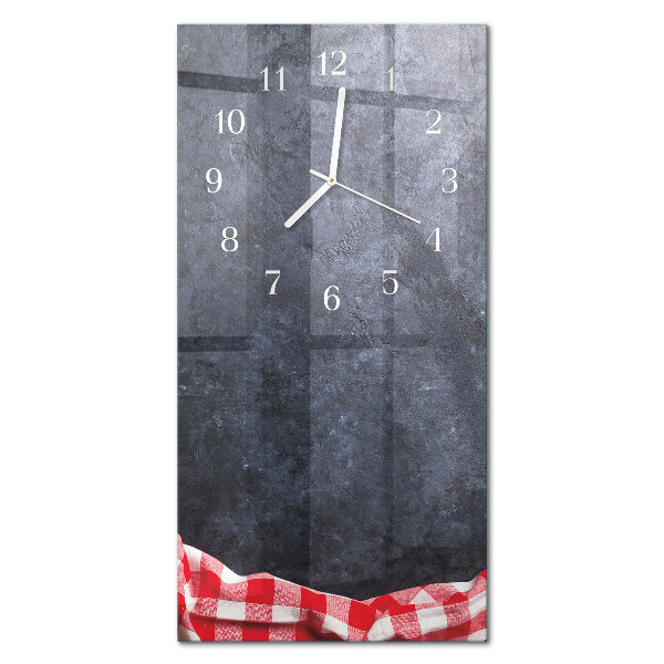 Verticale rechthoekige glazen wandklok Marmeren tafel