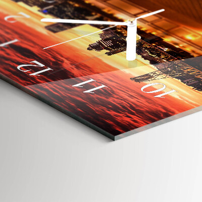 Horizontale wandklok glas gouden uur
