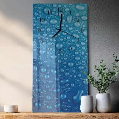 Glazen klok verticaal Een druppel water