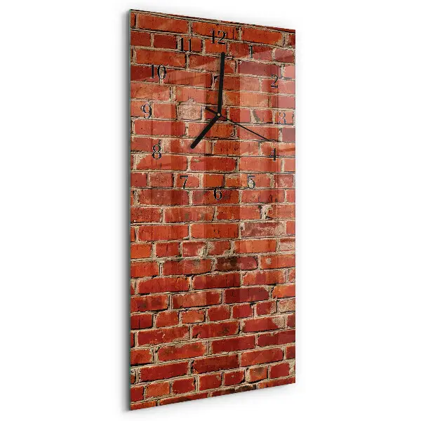 Decoratieve glazen klok verticaal Bakstenen muur