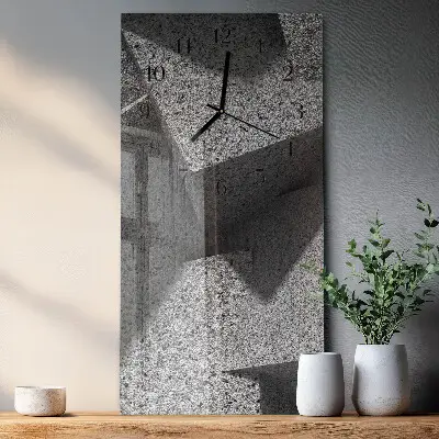 Verticale rechthoekige glazen wandklok Marmeren tafel