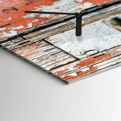 Verticale rechthoekige glazen wandklok Houten deur