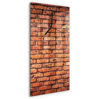 Verticale moderne glazen wandklok Bakstenen muur