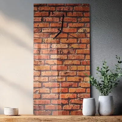 Verticale moderne glazen wandklok Bakstenen muur