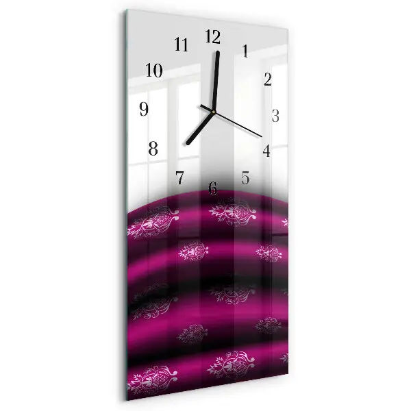 Verticale moderne glazen wandklok Purperen gordijn