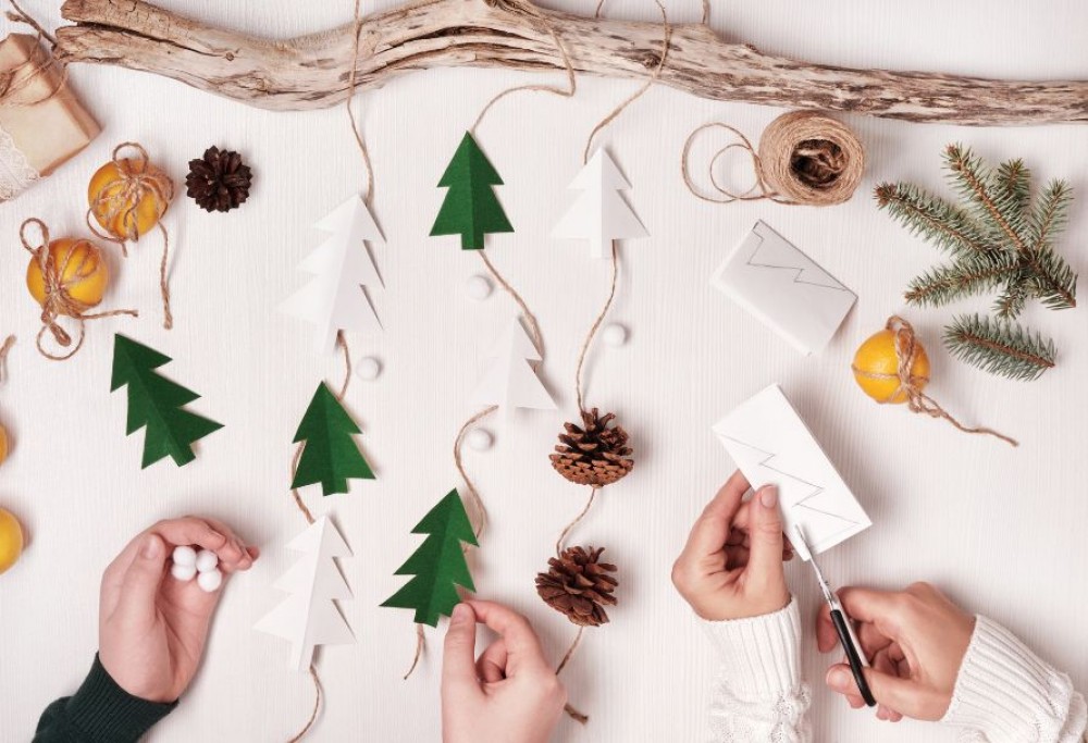 papieren decoraties voor de feestdagen